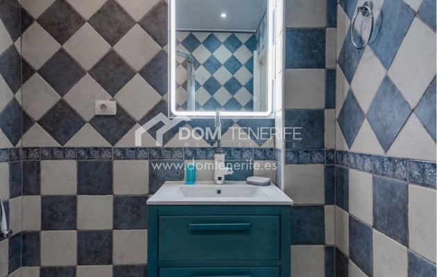 Wiederverkauf - Stadthaus -
Adeje - El Madroñal