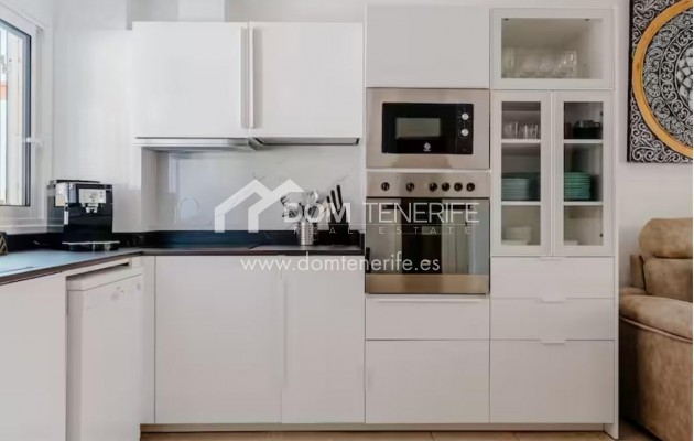 Wiederverkauf - Stadthaus -
Adeje - El Madroñal