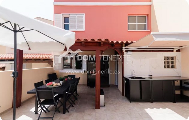 Wiederverkauf - Stadthaus -
Adeje - El Madroñal