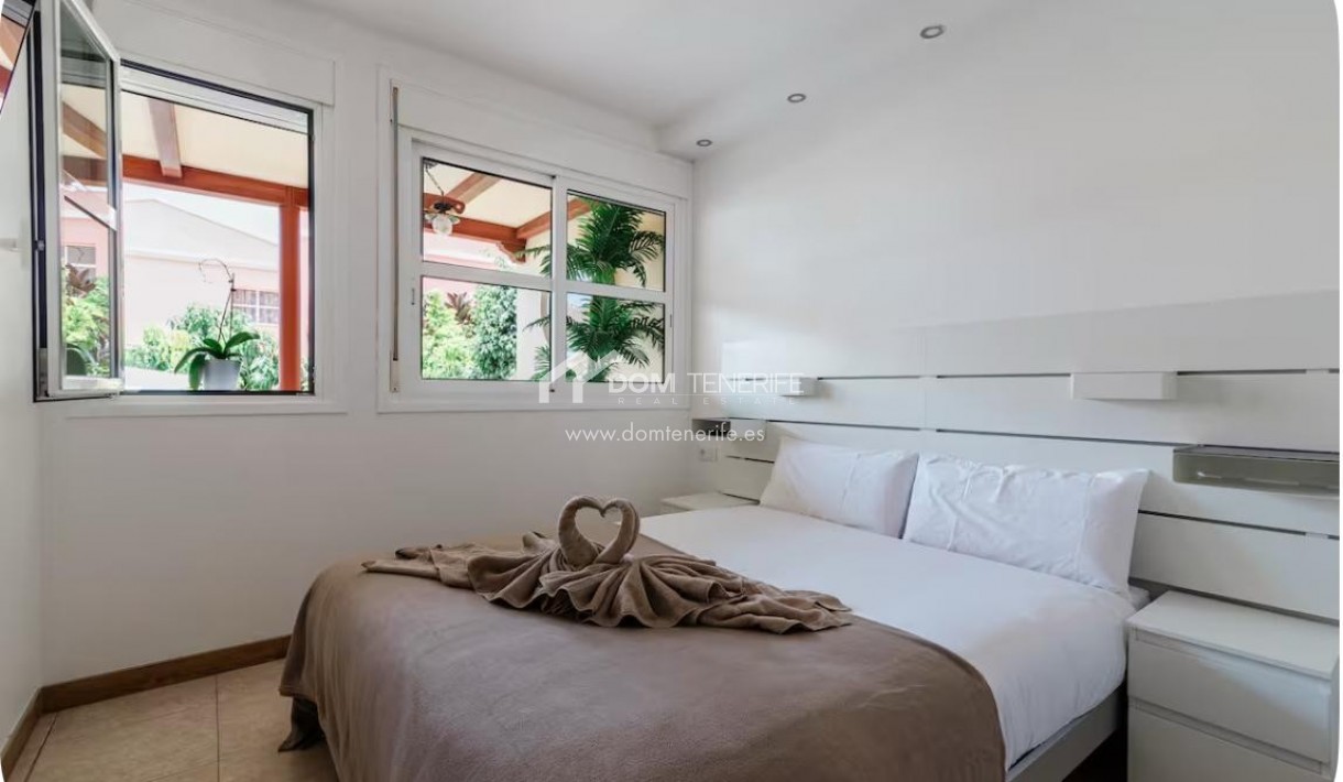 Wiederverkauf - Stadthaus -
Adeje - El Madroñal