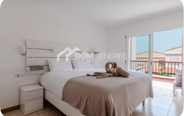 Wiederverkauf - Stadthaus -
Adeje - El Madroñal