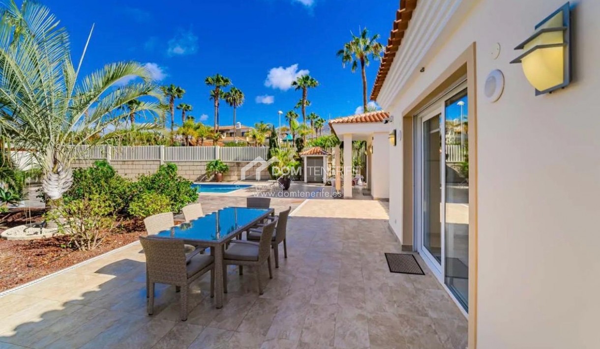 Wiederverkauf - Villa -
Adeje - La Caleta