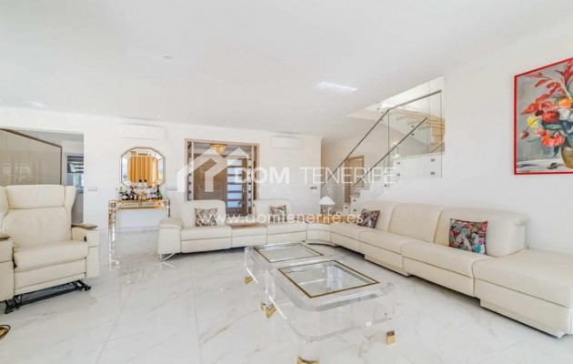 Wiederverkauf - Villa -
Adeje - La Caleta