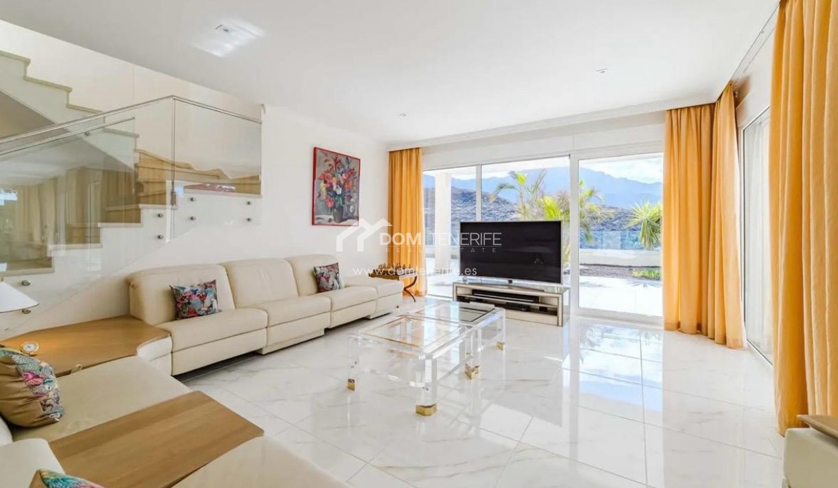 Wiederverkauf - Villa -
Adeje - La Caleta