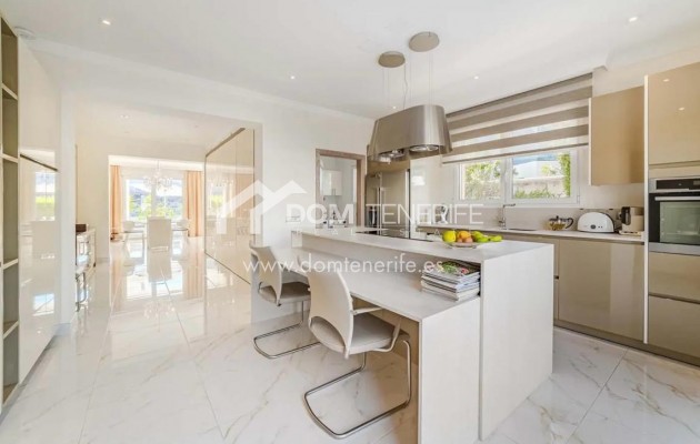 Wiederverkauf - Villa -
Adeje - La Caleta