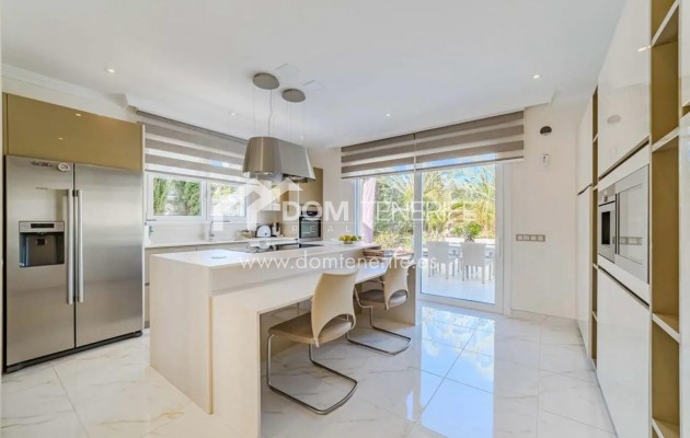 Wiederverkauf - Villa -
Adeje - La Caleta