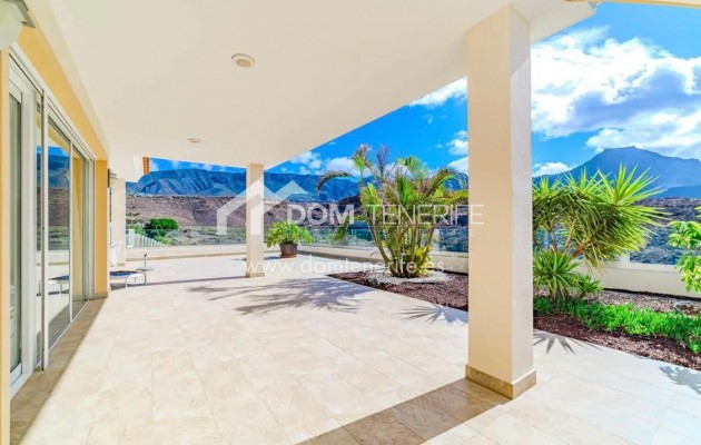 Wiederverkauf - Villa -
Adeje - La Caleta
