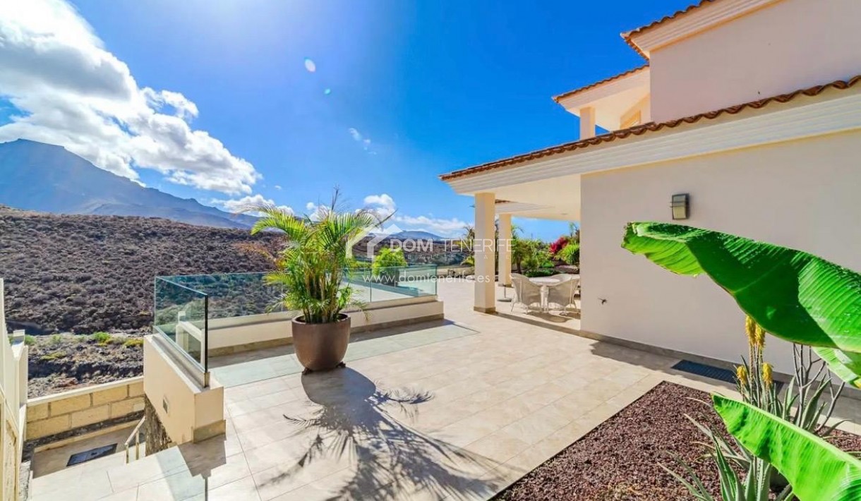 Wiederverkauf - Villa -
Adeje - La Caleta