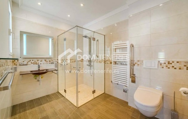 Wiederverkauf - Villa -
Adeje - La Caleta