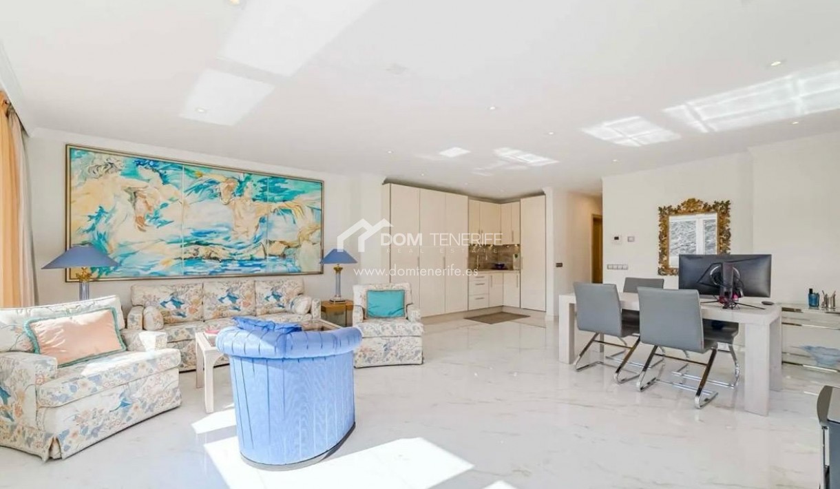 Wiederverkauf - Villa -
Adeje - La Caleta