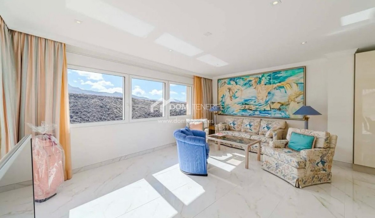 Wiederverkauf - Villa -
Adeje - La Caleta