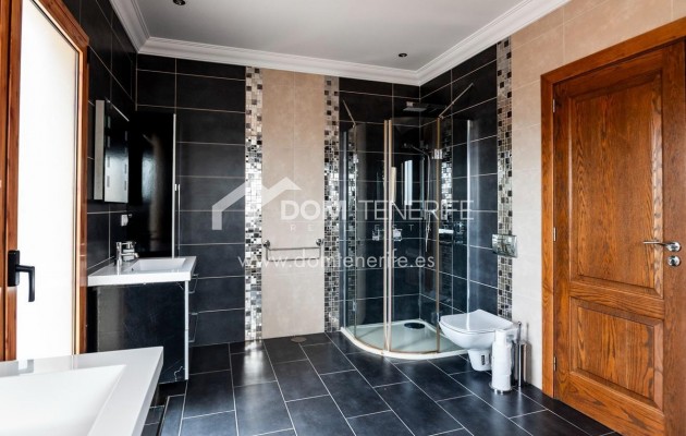 Wiederverkauf - Villa -
Adeje - La Caleta