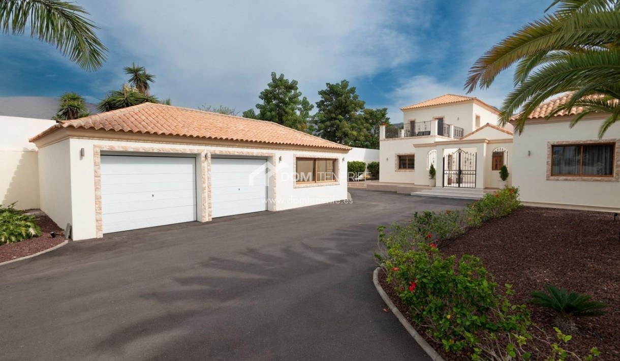 Wiederverkauf - Villa -
Adeje - La Caleta