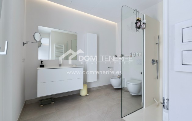 Revente - Villa -
Guía de Isora  - Playa San Juan