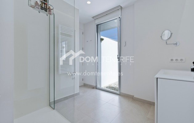 Revente - Villa -
Guía de Isora  - Playa San Juan