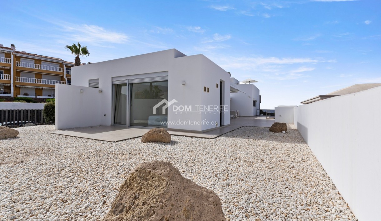 Revente - Villa -
Guía de Isora  - Playa San Juan