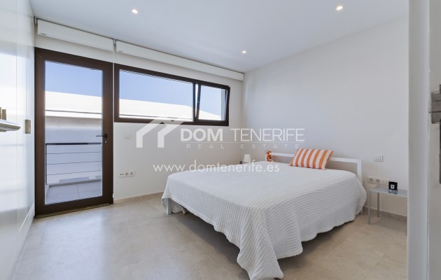 Revente - Villa -
Guía de Isora  - Playa San Juan