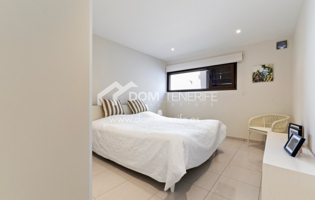 Revente - Villa -
Guía de Isora  - Playa San Juan