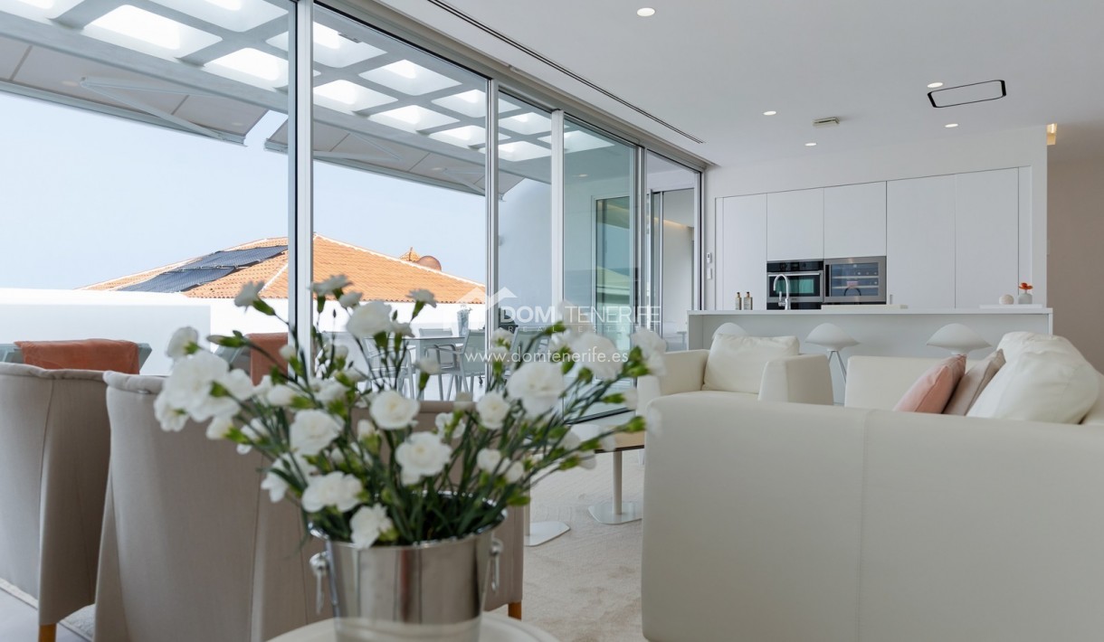 Revente - Villa -
Guía de Isora  - Playa San Juan