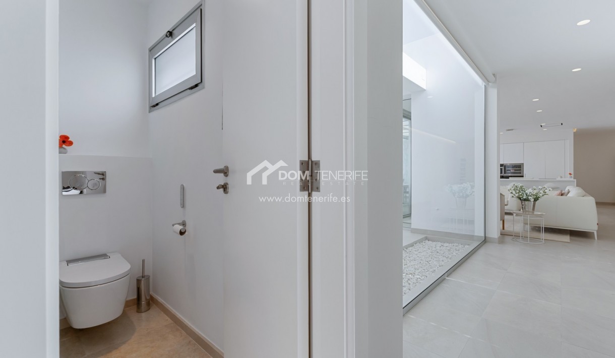 Revente - Villa -
Guía de Isora  - Playa San Juan