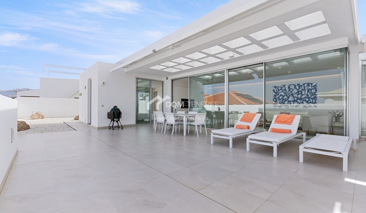 Revente - Villa -
Guía de Isora  - Playa San Juan