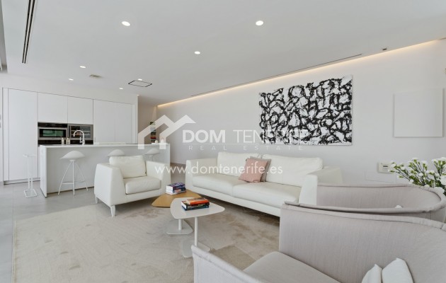 Revente - Villa -
Guía de Isora  - Playa San Juan