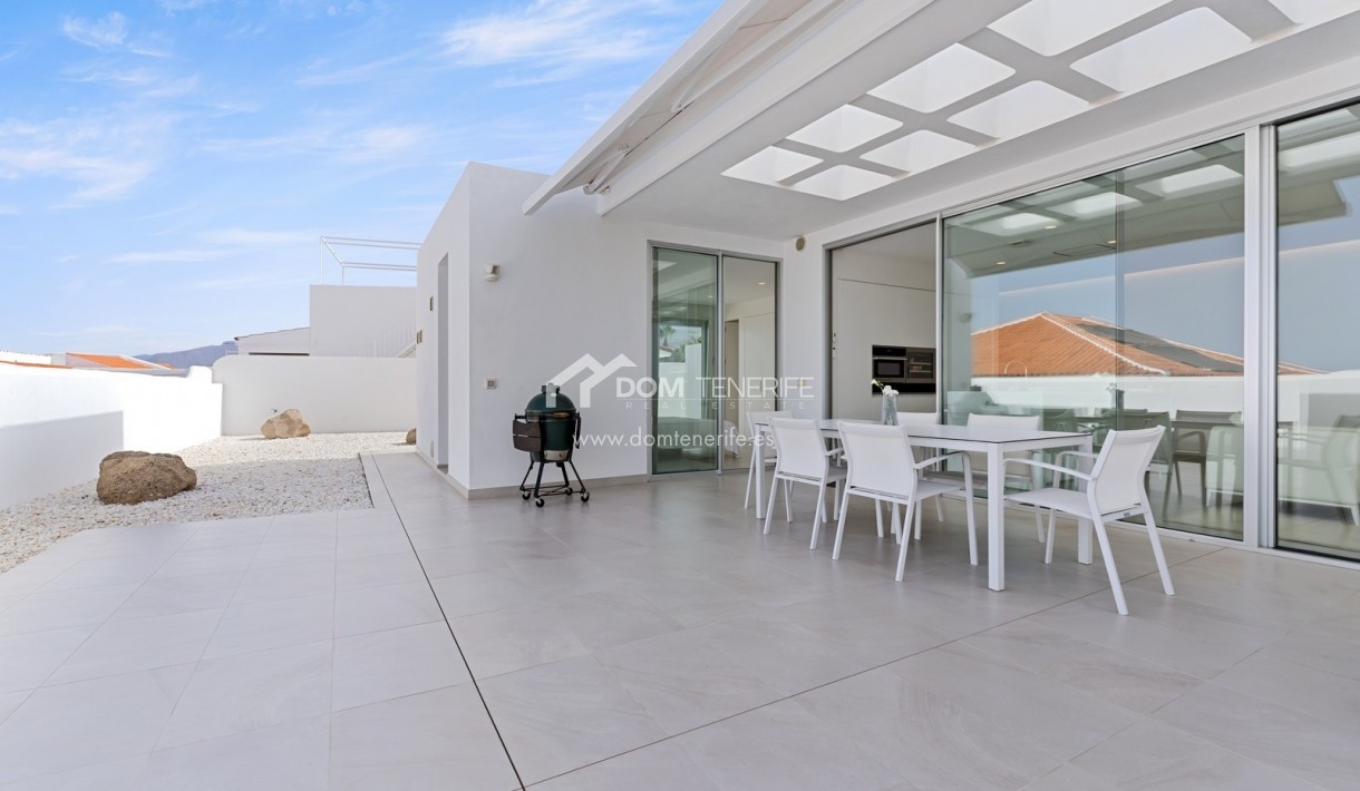 Revente - Villa -
Guía de Isora  - Playa San Juan