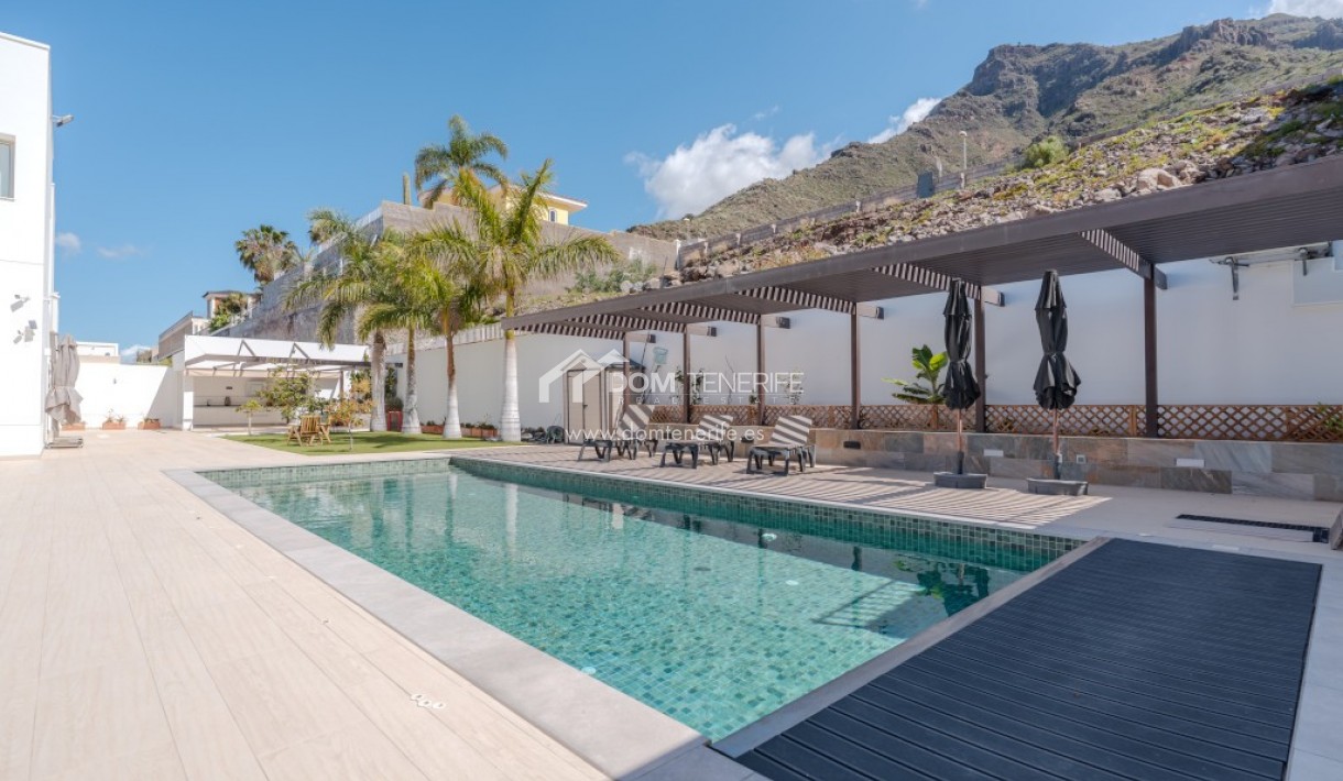 Revente - Villa -
Adeje - Roque del Conde