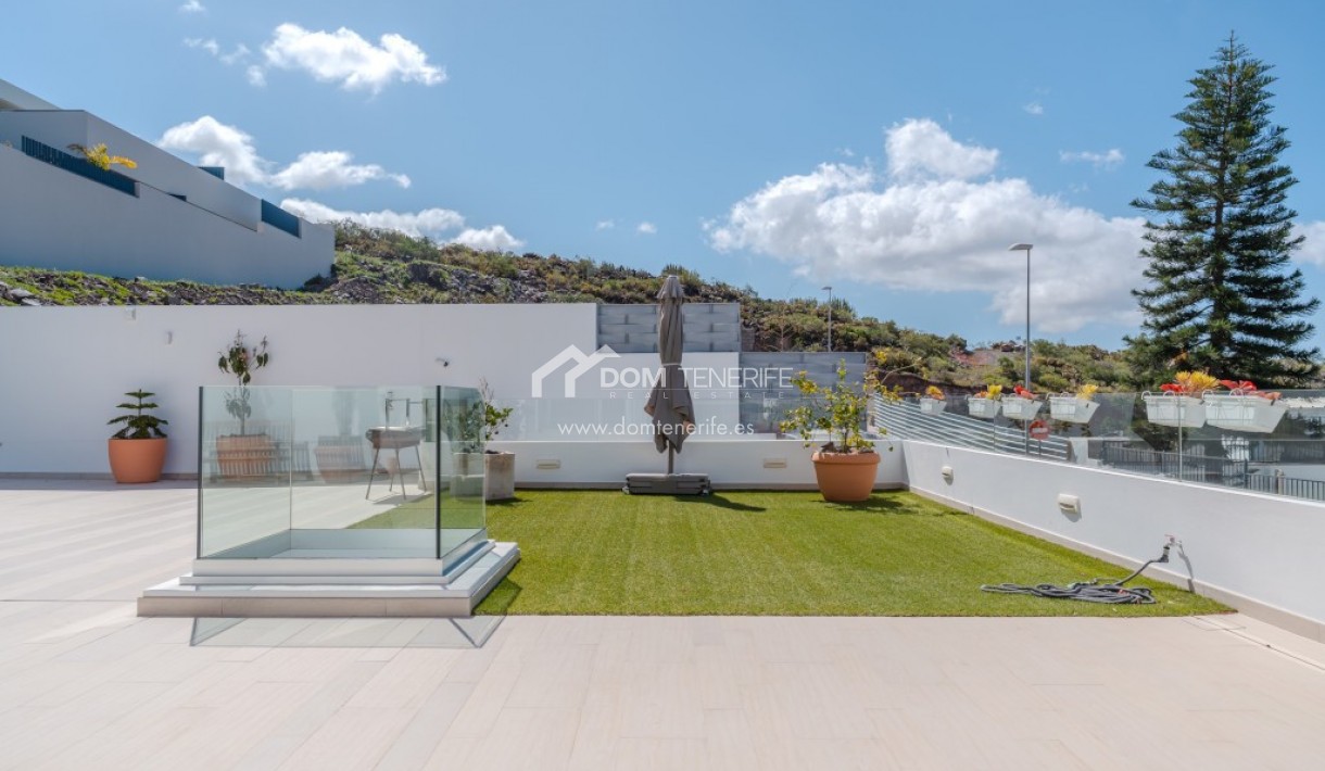 Revente - Villa -
Adeje - Roque del Conde