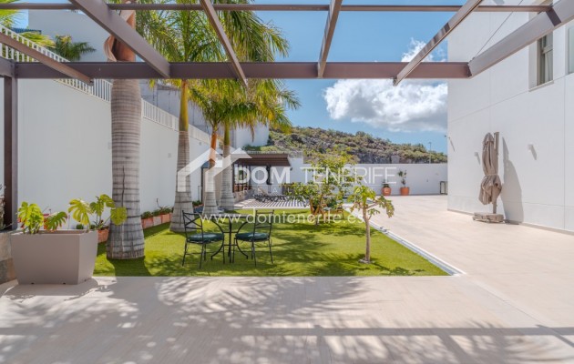 Revente - Villa -
Adeje - Roque del Conde