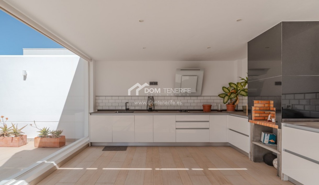 Revente - Villa -
Adeje - Roque del Conde