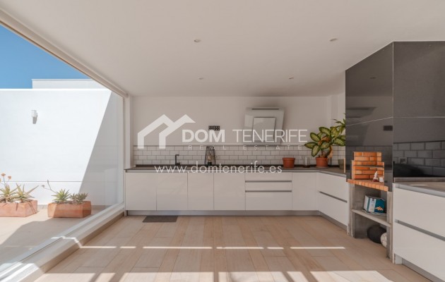 Revente - Villa -
Adeje - Roque del Conde