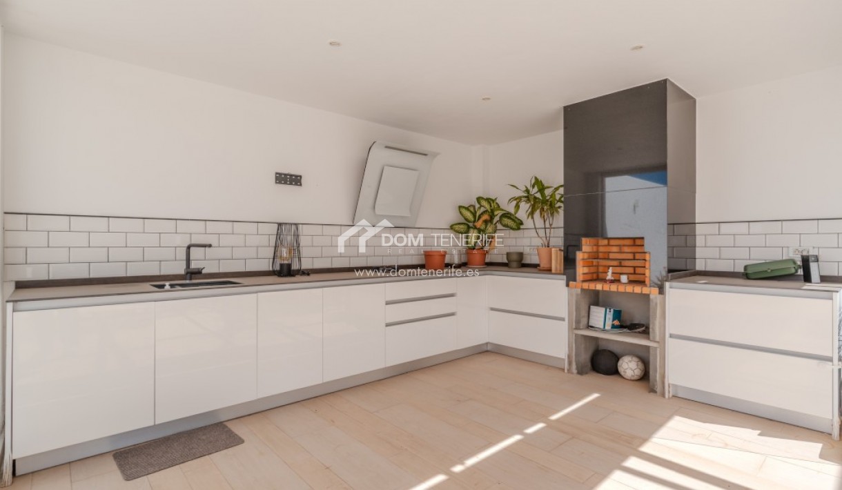 Revente - Villa -
Adeje - Roque del Conde