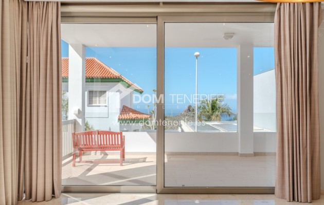 Revente - Villa -
Adeje - Roque del Conde