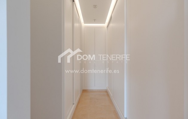 Revente - Villa -
Adeje - Roque del Conde