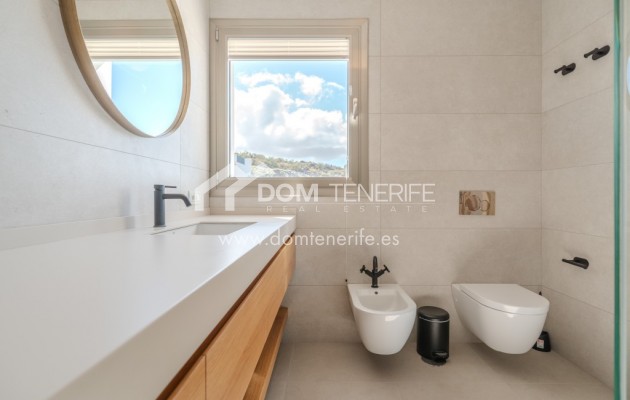 Revente - Villa -
Adeje - Roque del Conde