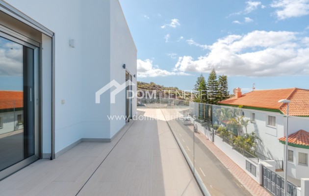 Revente - Villa -
Adeje - Roque del Conde