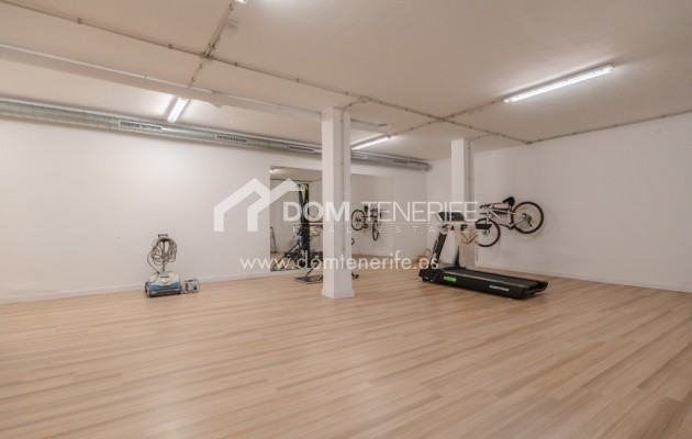 Revente - Villa -
Adeje - Roque del Conde