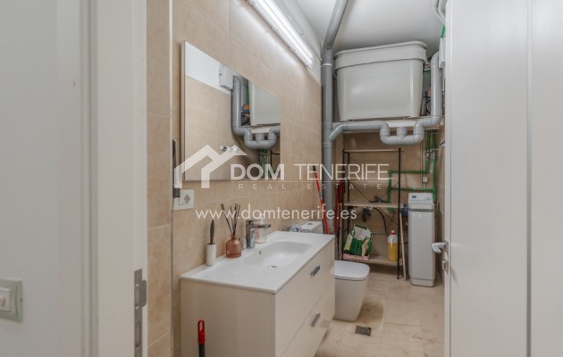 Revente - Villa -
Adeje - Roque del Conde