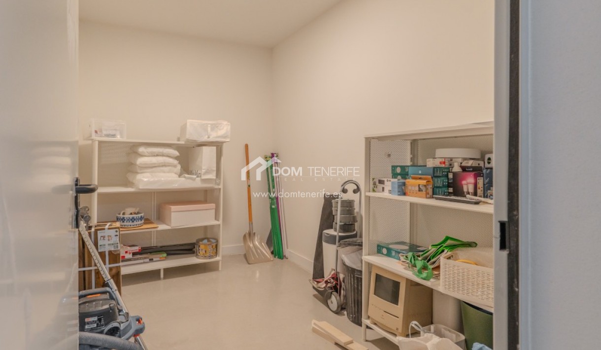 Revente - Villa -
Adeje - Roque del Conde