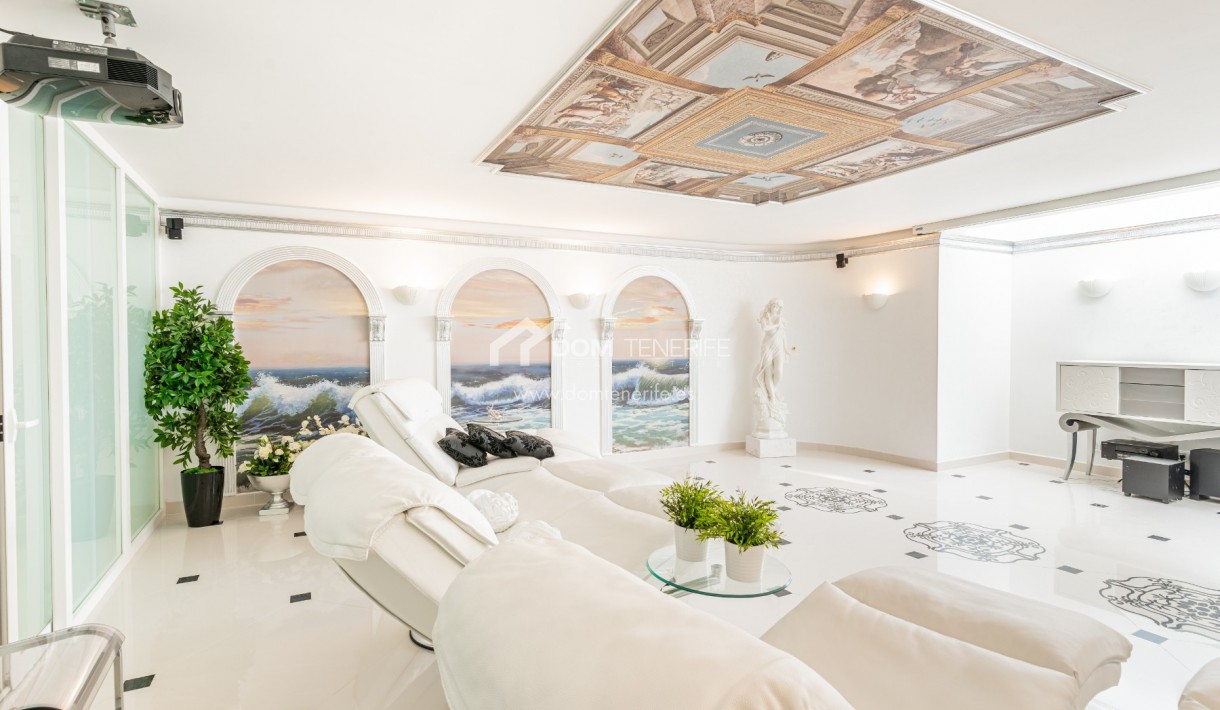 Sale - Villa -
Adeje - La Caleta