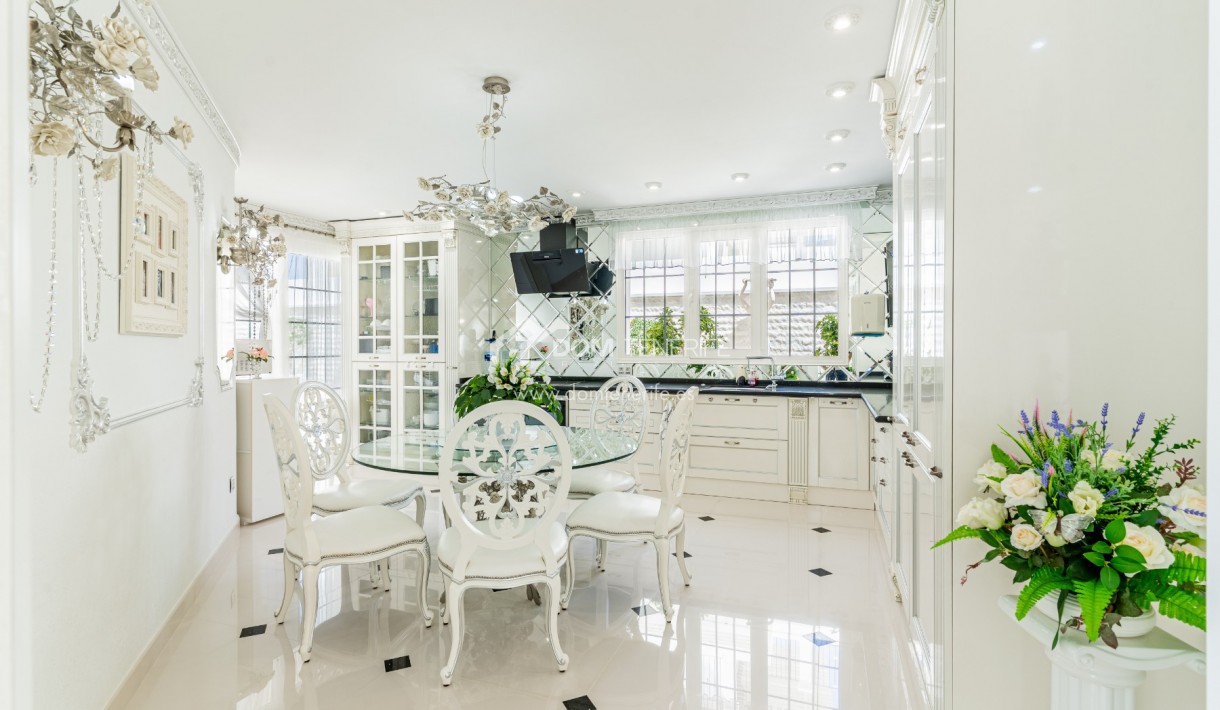 Sale - Villa -
Adeje - La Caleta