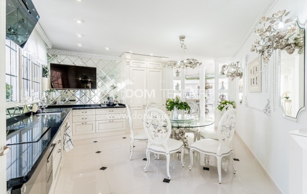 Sale - Villa -
Adeje - La Caleta