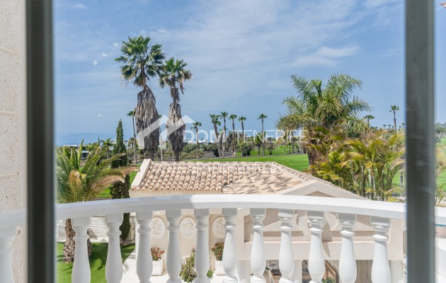 Sale - Villa -
Adeje - La Caleta