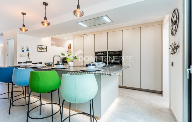 Revente - Maison de ville -
Arona - Los Cristianos