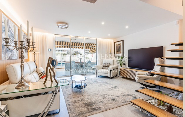 Revente - Maison de ville -
Arona - Los Cristianos