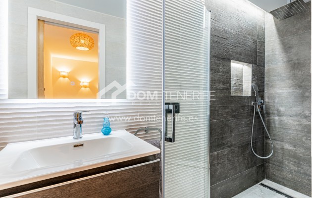 Revente - Maison de ville -
Arona - Los Cristianos