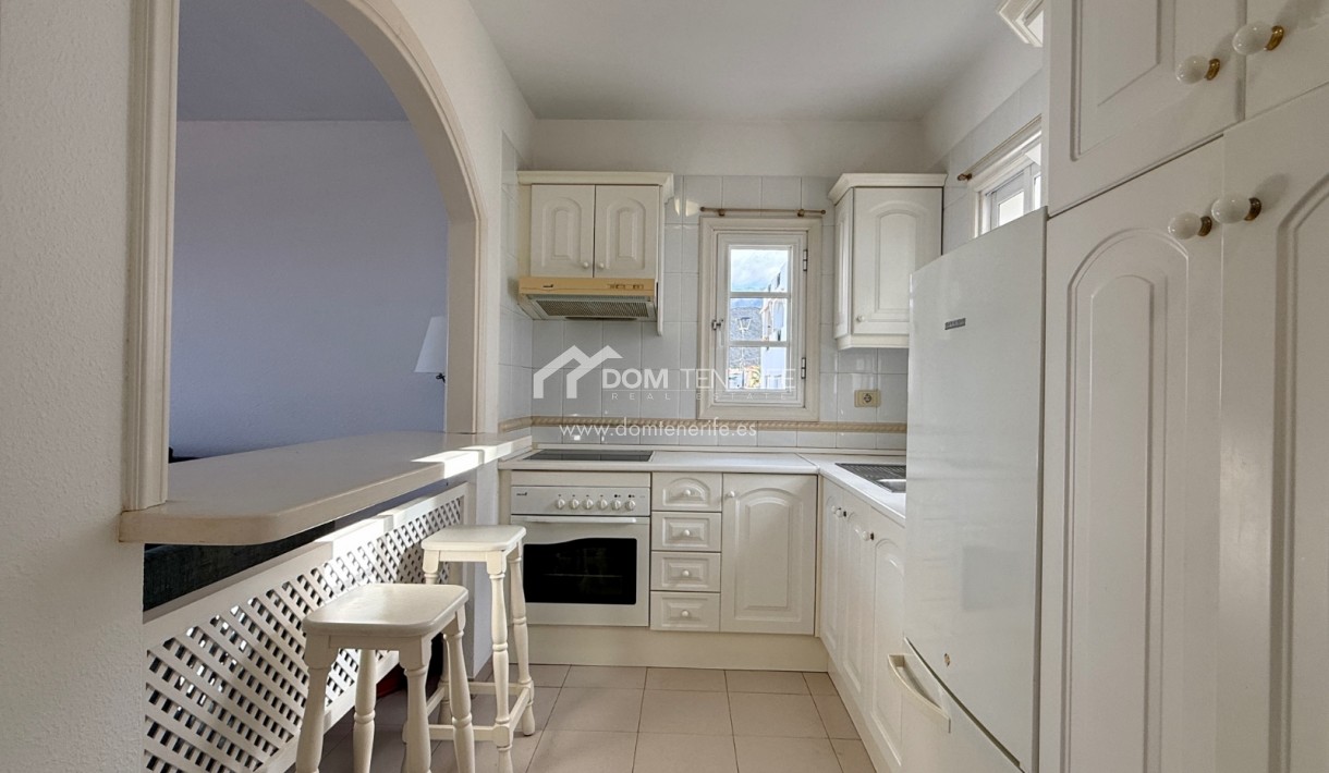 Alquiler a largo plazo - Apartamento -
Adeje - Torviscas Alto