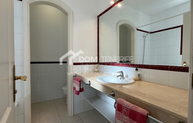 Alquiler a largo plazo - Apartamento -
Adeje - Torviscas Alto