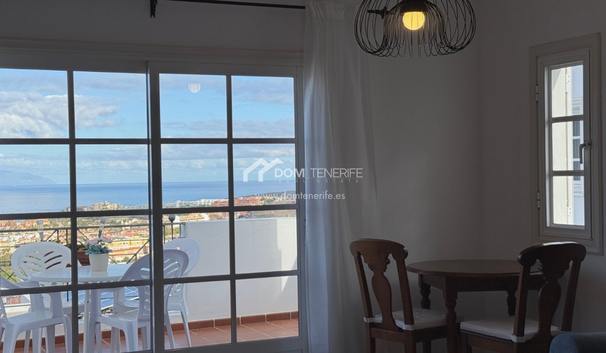 Alquiler a largo plazo - Apartamento -
Adeje - Torviscas Alto